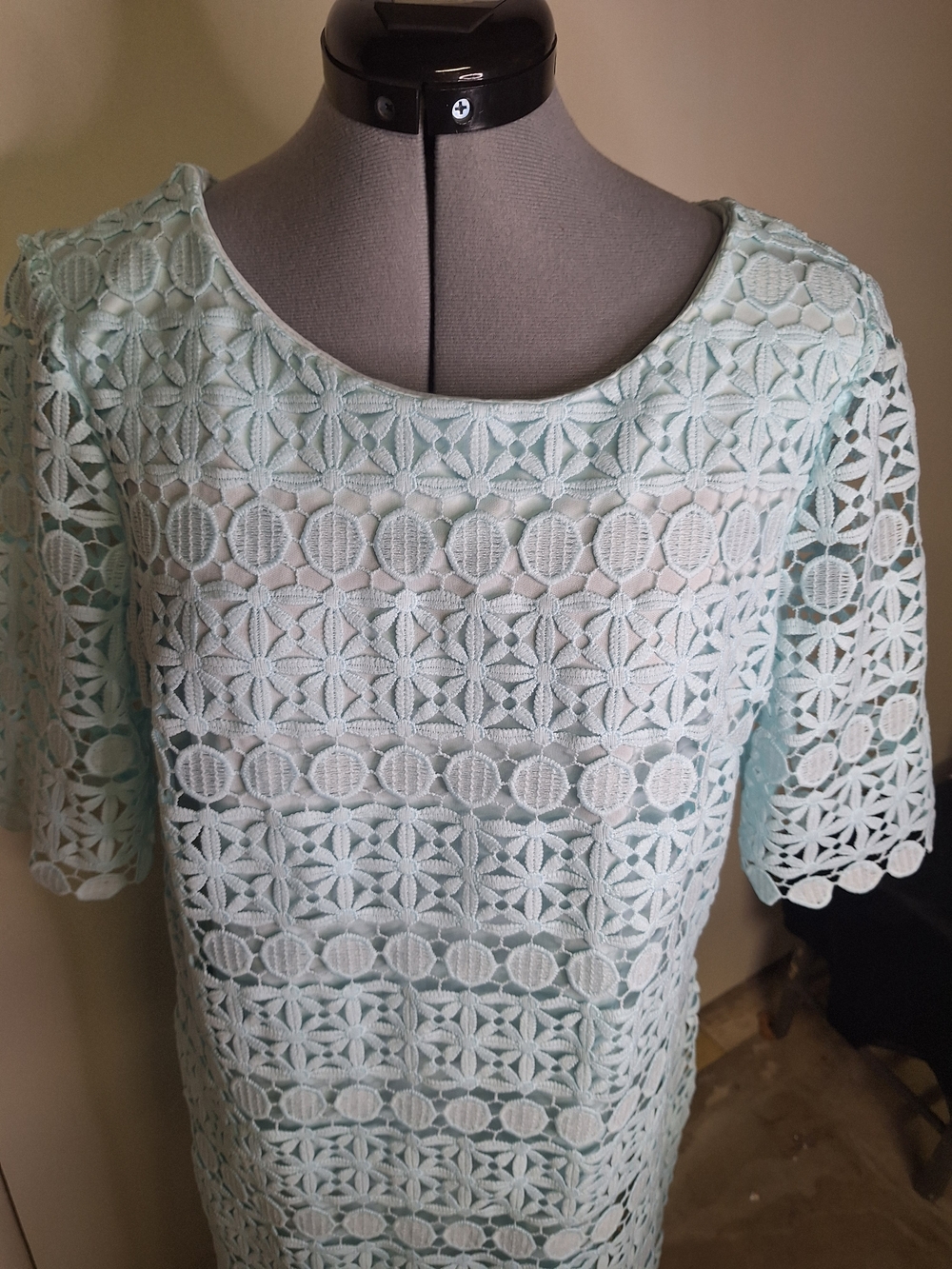 Studio One N Y  Mint Crochet Lace Shift Dress Size 12